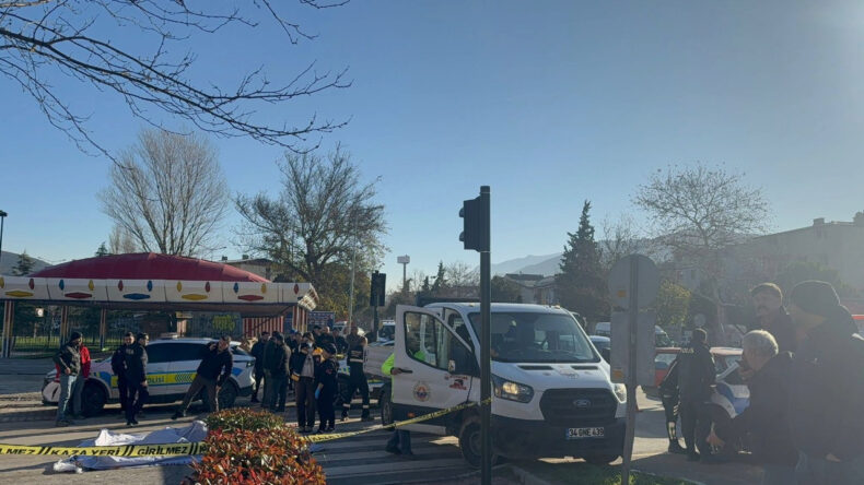 Hafriyat Kamyonu Bisikletliyi Hayatından Etti