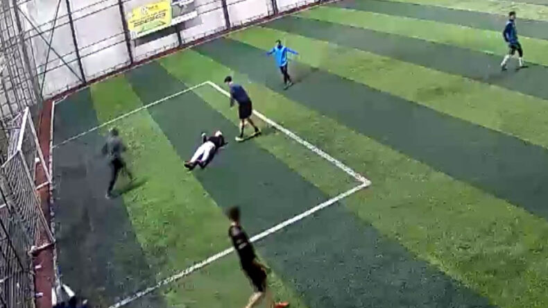 Halı Sahada Kalp Krizi Nedeniyle Hayatını Kaybetti