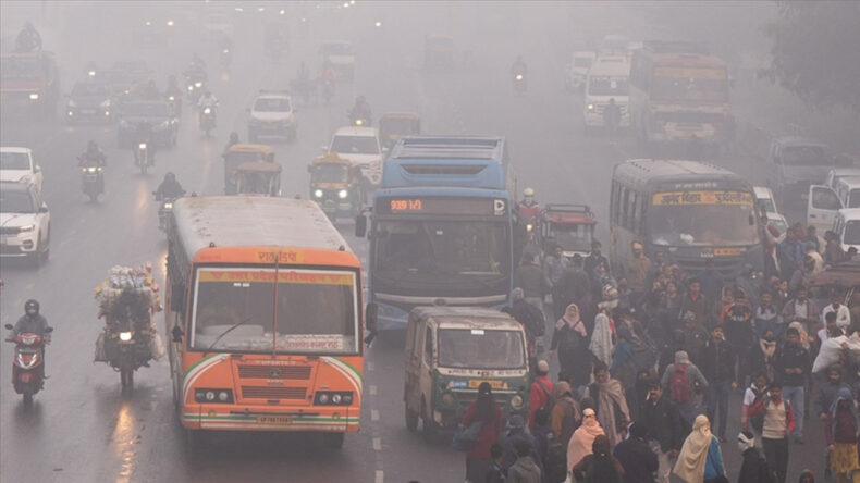 Hava Kirliliği Krizi: Evden &Ccedil;alışma Zorunluluğu Geldi