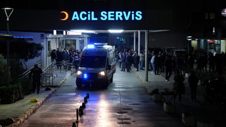 Husumet Kavgası Kanlı Bitti: İki Kişi Hayatını Kaybetti, Bir Kişi Yaralı