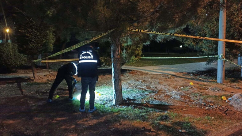 İki Grup Arasında Silahlı Çatışma: 2 Yaralı