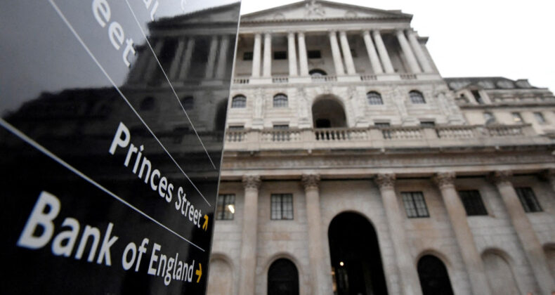 İngiltere Merkez Bankası Faiz Oranını D&uuml;ş&uuml;rd&uuml;