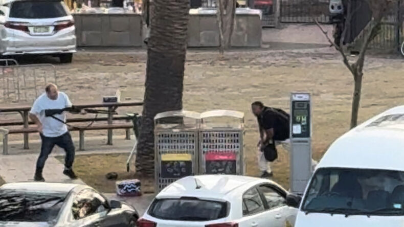 İran: Sydney'deki Saldırının Ardında İsrail Var