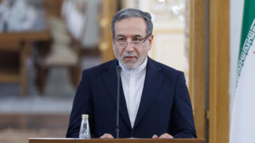 İranlı Bakan, ABD&rsquo;nin M&uuml;zakere Anlayışını &lsquo;Dayatma&rsquo; Olarak Nitelendirdi