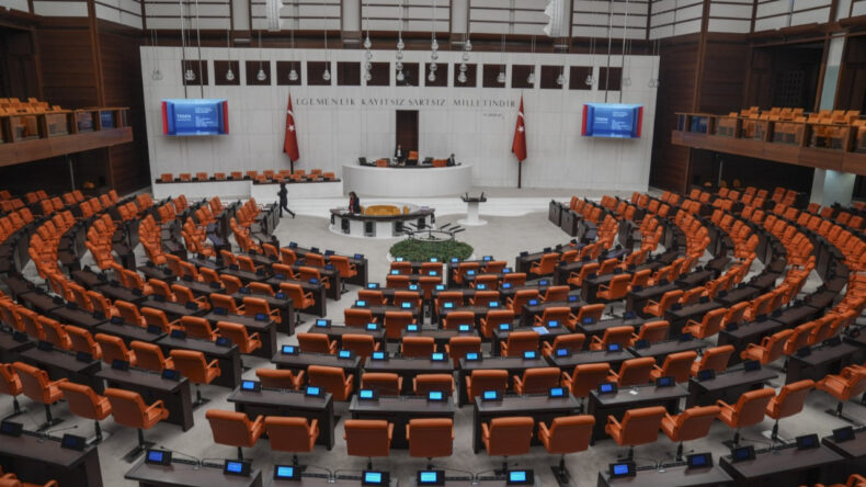 İstanbul Barosu'ndan Yargı Paketi &Uuml;zerine Tepki