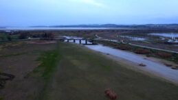 İstanbul'daki Kuraklık! G&ouml;l Su Seviyesi Havadan G&ouml;r&uuml;nt&uuml;lendi