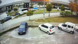 İyi niyet kazayla sonu&ccedil;landı! Kavşak savaş alanına d&ouml;n&uuml;şt&uuml;: 4 yaralı