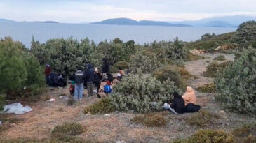 İzmir'de 27 D&uuml;zensiz G&ouml;&ccedil;men Yakalandı