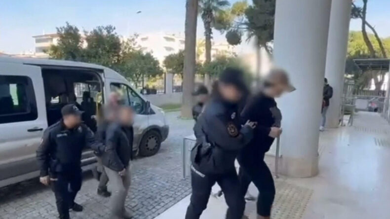 İzmir'de Uyuşturucu Operasyonu: 18 G&ouml;zaltı