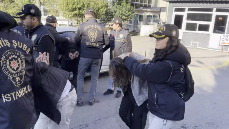 Kadın Tetikçiler Yakalandı
