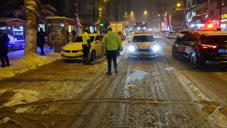 Kadınlar Arasındaki Kavga Kanlı Bitti: 1 &Ouml;l&uuml;, 1 Yaralı