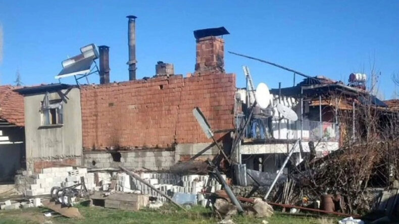 Kalorifer Kazanı Patladı, Ev Kullanılamaz Hale Geldi