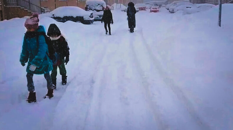 Kar etkisini artırdı, tatil haberleri peş peşe geldi