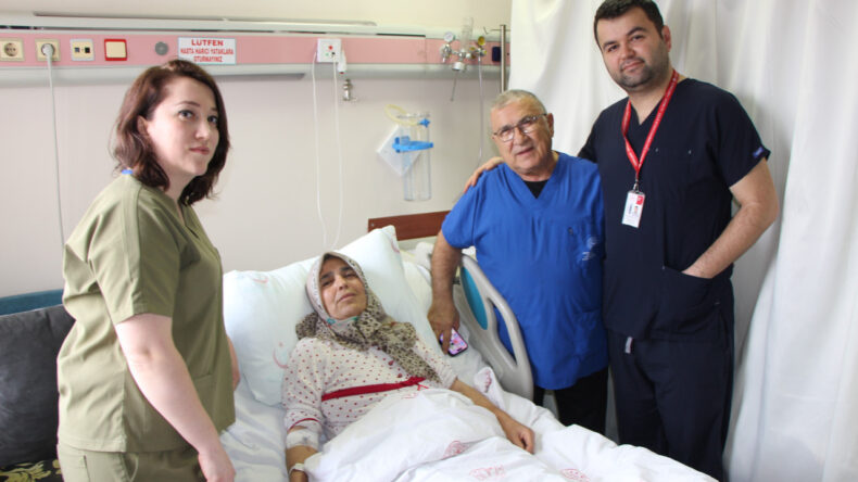 Karnı Şişince Fark Etti: 6 Kiloluk Kitle &Ccedil;ıktı