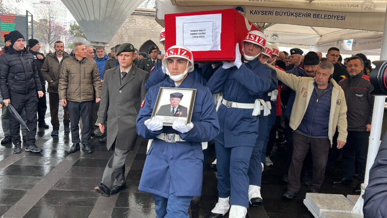 Kayseri'de Kaza Sonucu Hayatını Kaybeden Kıbrıs Gazisi Uğurlandı