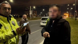 Kaza Yapan S&uuml;r&uuml;c&uuml; Polise Direndi: "Gazeteci &Ccedil;ekerse &Uuml;flemem"