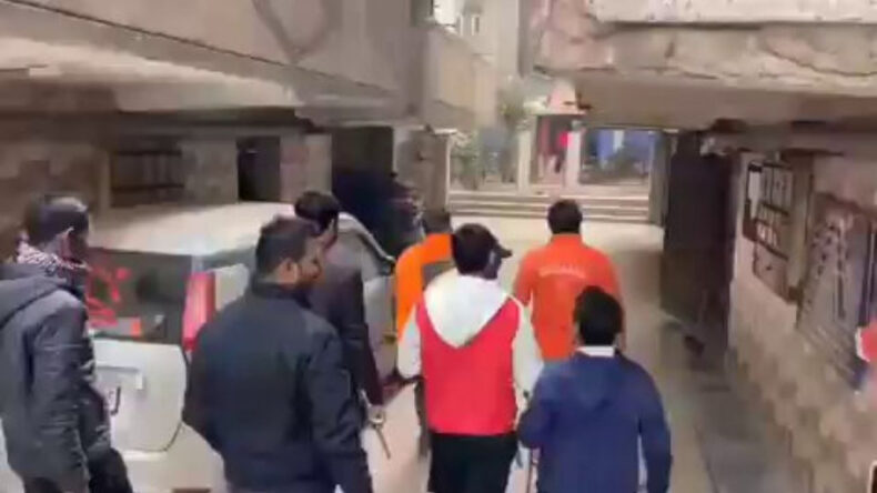 Kılı&ccedil; Dağıtımı Sonrası Polis Operasyonu: 10 G&ouml;zaltı