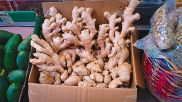 Kış Gelince Tezgahlarda Hareketlilik: &Uuml;r&uuml;nler T&uuml;kendi