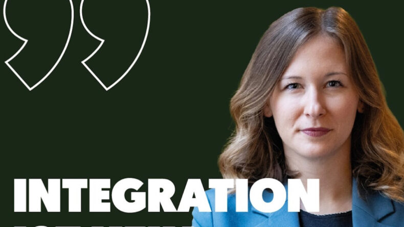 Koalisyon Partisinin M&uuml;sl&uuml;man Karşıtı Paylaşımı Tepkileri &Uuml;zerine &Ccedil;ekti