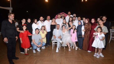 Kocasını ka&ccedil;ırıp evlenmişti, 15 yıl sonra d&uuml;ğ&uuml;n yaptı