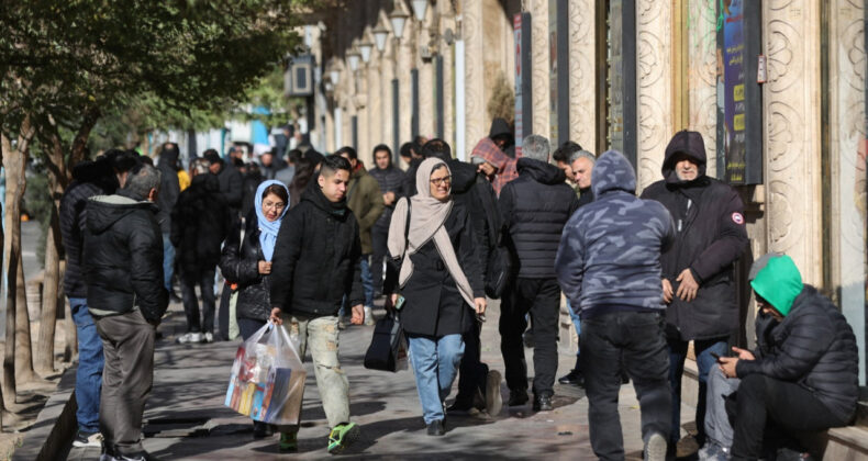 Komşuda Merkez Bankası Başkanı G&ouml;revden Alındı