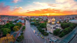 Komşunun Para Birimi 1 Ocak'ta Değişiyor