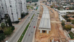 K&ouml;pr&uuml;l&uuml; Kavşak İnşaatına Engel Olan Pide Fırını Yıkıldı