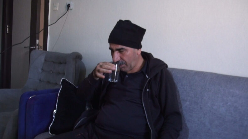 &ldquo;Bir Hafta Duruyor, Bir Hafta Durmuyor…&rdquo; 1,5 Yıldır Hı&ccedil;kırık &Ccedil;ilesi &Ccedil;ekiyor