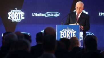 Mahmud Abbas'tan Sert &Ccedil;ıkış