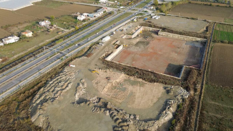 Manavgat’taki Hastane İnşaatının Gecikmesi Üzerine Tartışmalar Sürüyor