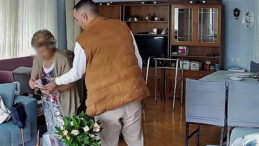 Manda Yoğurdu Bahane, Tırnak&ccedil;ılık Y&ouml;ntemiyle Dolandırıcılık