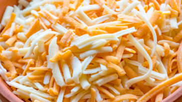 Metal Panik: 1 Milyon Peynir Paketi Geri &Ccedil;ağrıldı