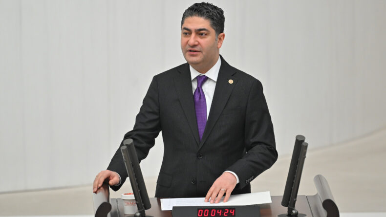 MHP'li Vekil 'Mizansen' Dedi, Sokak Röportajlarına Yasak İstedi