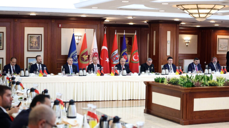 MSB'den D&uuml;ş&uuml;r&uuml;len İHA Hakkında A&ccedil;ıklama: Kontrolden &Ccedil;ıkmıştı