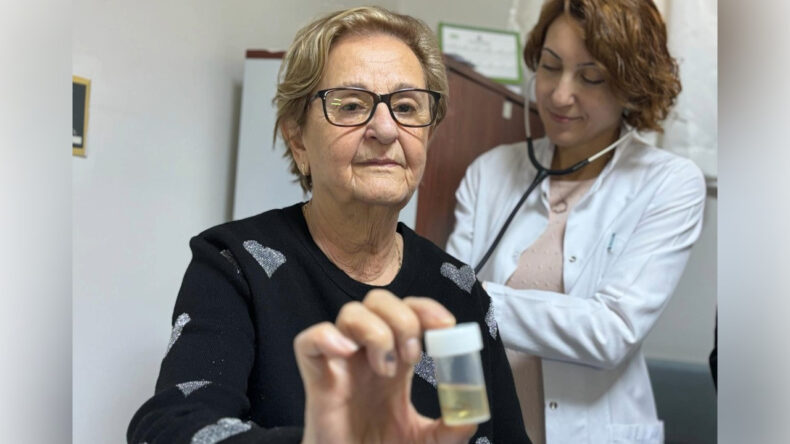 Nodül Sandılar, Akciğerden Hap Çıktı