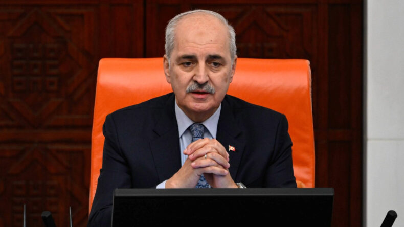 Numan Kurtulmuş, Zekeriya Yapıcıoğlu ve Doğan Bekin ile G&ouml;r&uuml;şt&uuml;