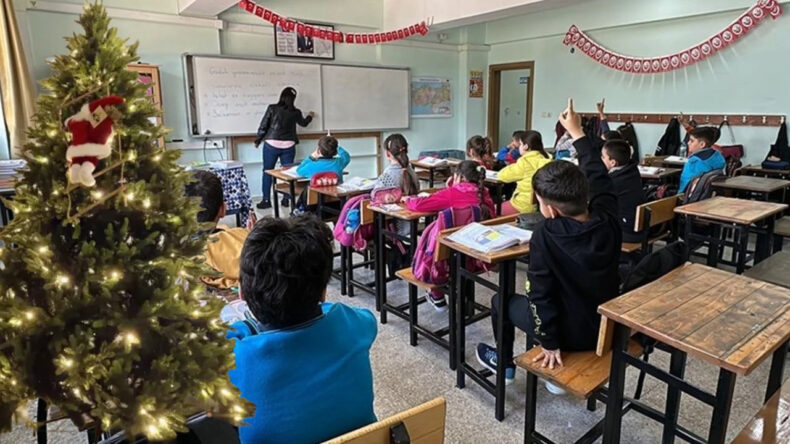 Ortaokulda 'Yılbaşını Kutlamıyoruz' Etkinliği