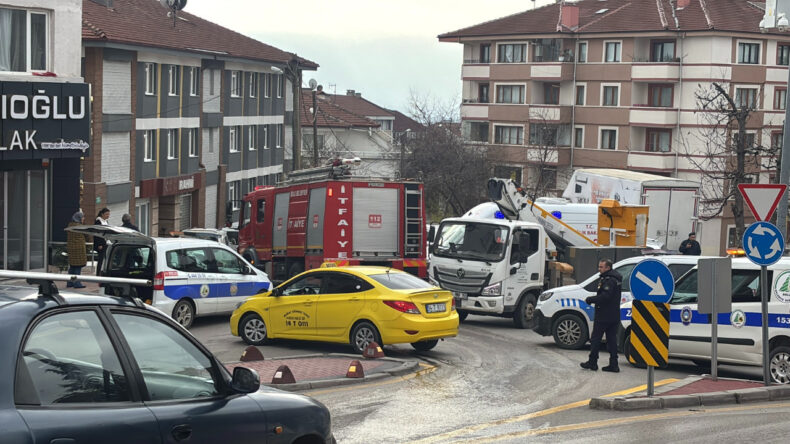 Otel ve İş Merkezi Bir Arada: Yangın Panik Yarattı