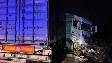 Otomobil, Hafif Ticari, Otob&uuml;s, Kamyon, TIR, Tanker Kazası