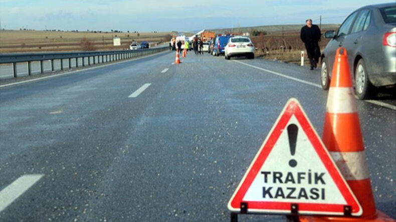 Otomobil Kazasında Bir Kişi Hayatını Kaybetti