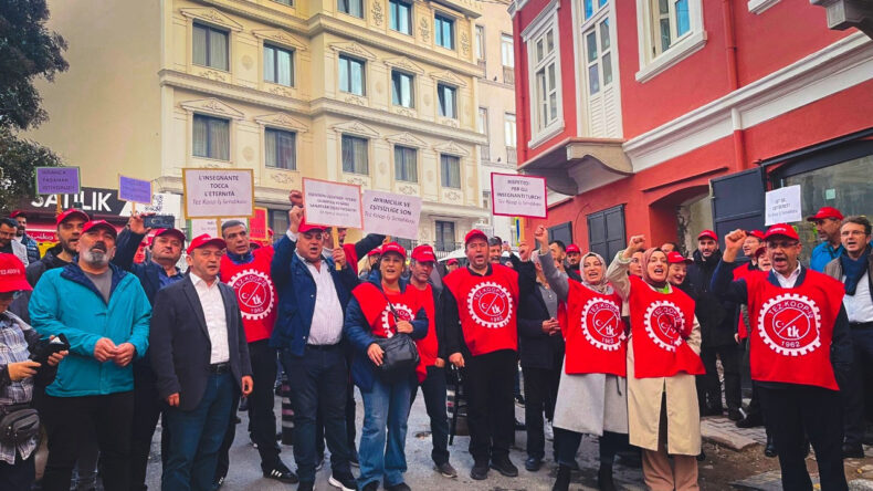 &Ouml;zel İtalyan Lisesi'nde &Ouml;ğretmenler Grev İlan Etti: Maaş Eşitsizliği Tepkisi