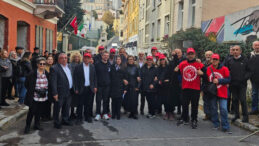 &Ouml;zel İtalyan Lisesi'nde Protesto B&uuml;y&uuml;yor: T&uuml;rk &Ouml;ğretmenler Greve &Ccedil;ıkıyor