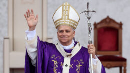 Papa, Beyrut'ta Binlerce Kişiyle Ayin D&uuml;zenledi