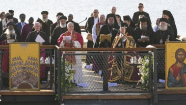 Papa'nın Ayin Yaptığı İznik'te 1700 Yıl Sonra Bir İlk