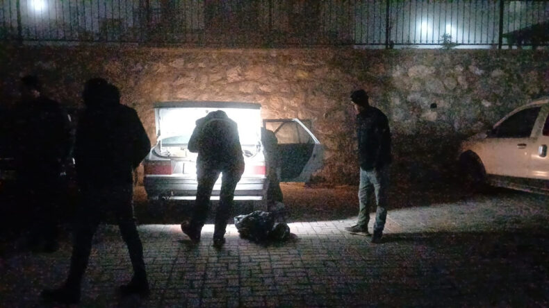 Park Halindeki Ara&ccedil; Ateşe Tutuldu