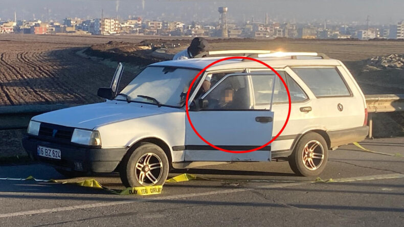 Park Halindeki Ara&ccedil;ta Direksiyon Başında Bir Kişi &Ouml;l&uuml; Bulundu