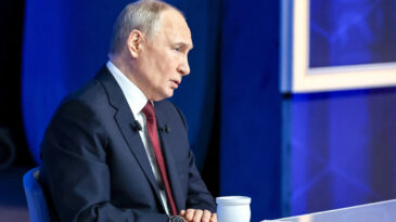 Putin: Petrol &Uuml;lkeleri &Ouml;rnek, AB'yi Uyardı: Ağırlığı Bedeli Olur
