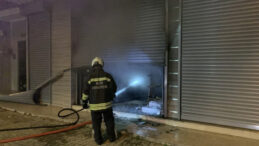 Rize&rsquo;de Depo Yangını Kontrol Altına Alındı