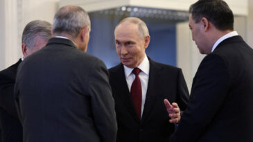 Rusya'dan Venezuela'ya Y&ouml;nelik Tahliye Hamlesi