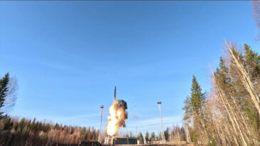 Rusya&rsquo;dan Avrupa&rsquo;ya Oreşnik ile G&ouml;zdağı